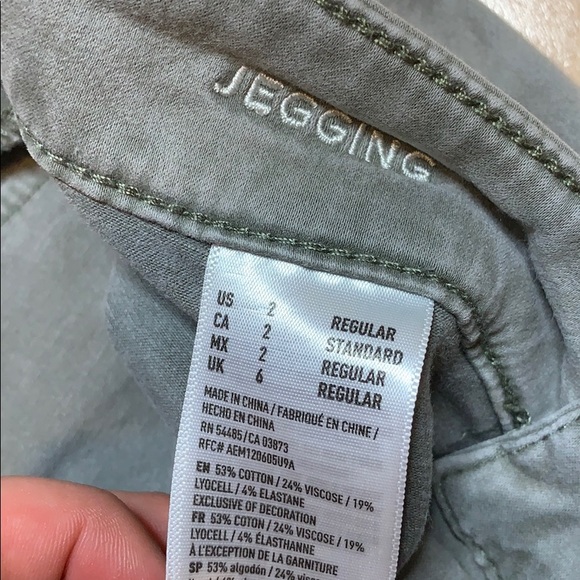 American Eagle Khaki - Picture 3 of 3